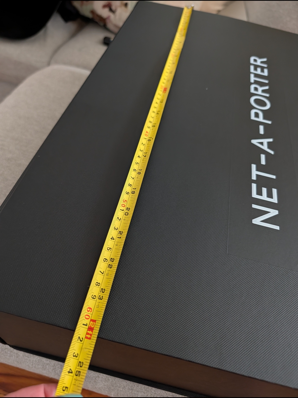 Net-A-Porter Gifting Box (XL) - Picture 6 of 9